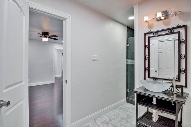 1722 Northbrook Court, Arlington, TX 76012