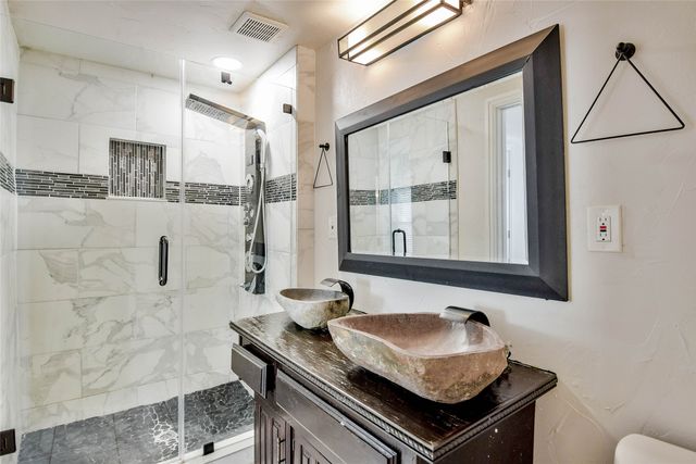 1722 Northbrook Court, Arlington, TX 76012