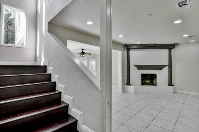 1722 Northbrook Court, Arlington, TX 76012