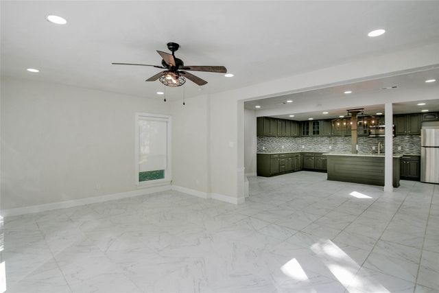 1722 Northbrook Court, Arlington, TX 76012