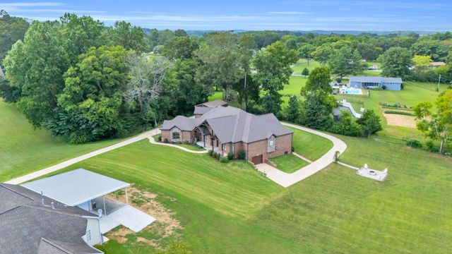 7020 Clarissa Drive, Ooltewah, TN 37363