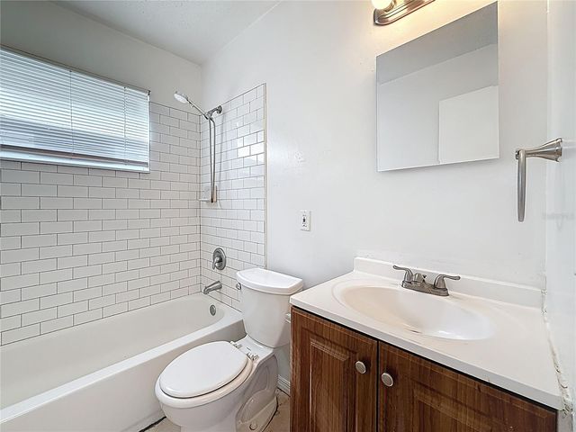 2319 18TH AVENUE SW, Largo, FL 33774