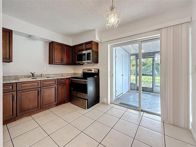 2319 18TH AVENUE SW, Largo, FL 33774