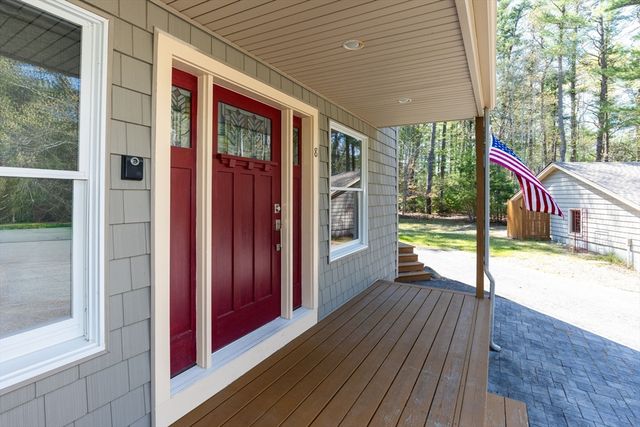 8 Dunham Rd, Freetown, MA 02702