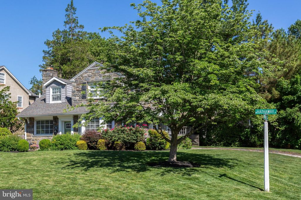 244 W HATHAWAY LN, ARDMORE, PA 19003 — photo 2