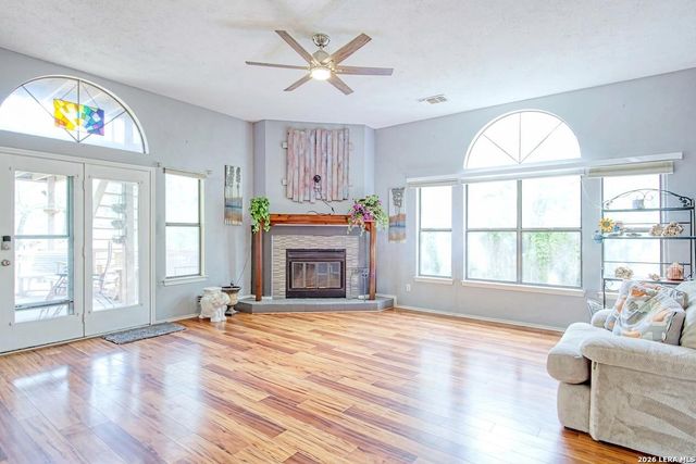 14014 SHIRE OAK ST, San Antonio, TX 78247