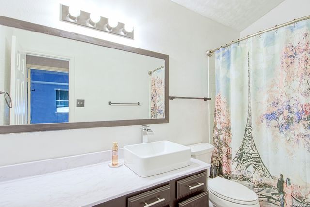 14014 SHIRE OAK ST, San Antonio, TX 78247