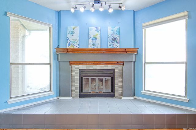 14014 SHIRE OAK ST, San Antonio, TX 78247