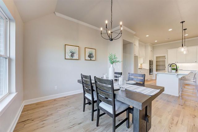 2109 Josslyn Place, Edmond, OK 73034