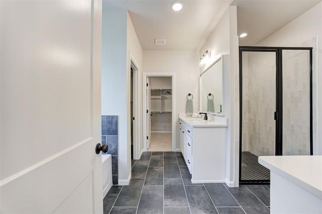 2109 Josslyn Place, Edmond, OK 73034