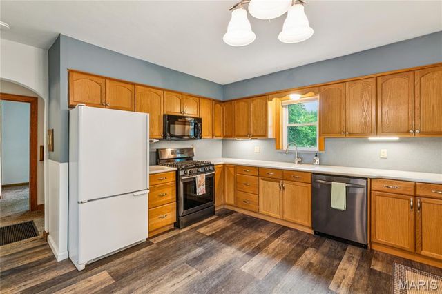 4030 Jane Avenue, St Ann, MO 63074