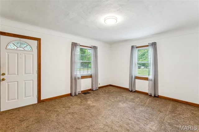 4030 Jane Avenue, St Ann, MO 63074