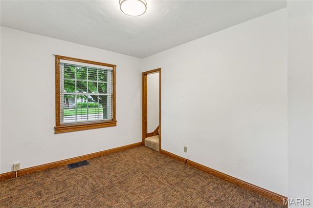 4030 Jane Avenue, St Ann, MO 63074