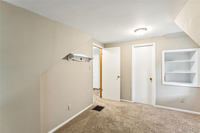 4030 Jane Avenue, St Ann, MO 63074