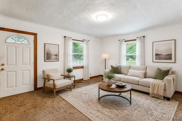 4030 Jane Avenue, St Ann, MO 63074