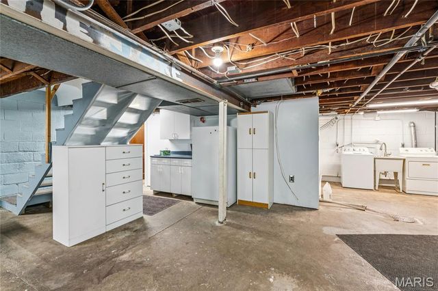 4030 Jane Avenue, St Ann, MO 63074