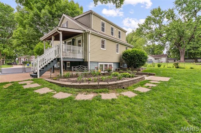 4030 Jane Avenue, St Ann, MO 63074
