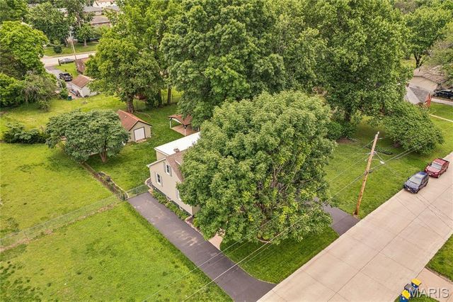 4030 Jane Avenue, St Ann, MO 63074