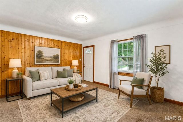 4030 Jane Avenue, St Ann, MO 63074