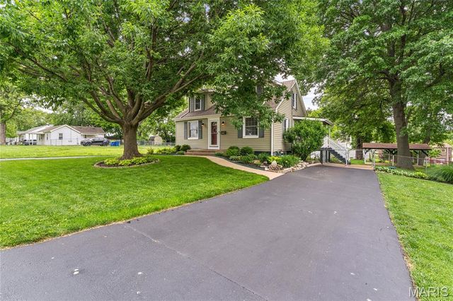 4030 Jane Avenue, St Ann, MO 63074