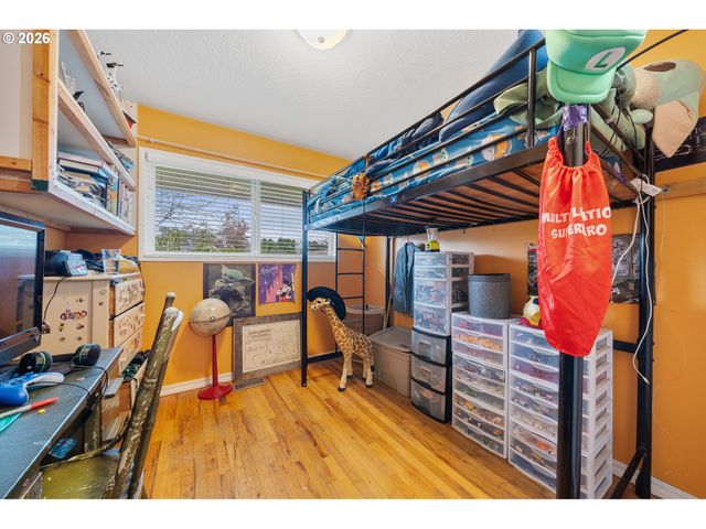 4204 DOGWOOD Ave, Tillamook, OR 97141