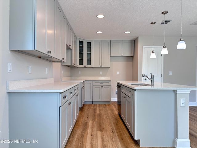 3684 OWEN Avenue, Jacksonville, FL 32208