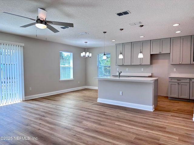 3684 OWEN Avenue, Jacksonville, FL 32208
