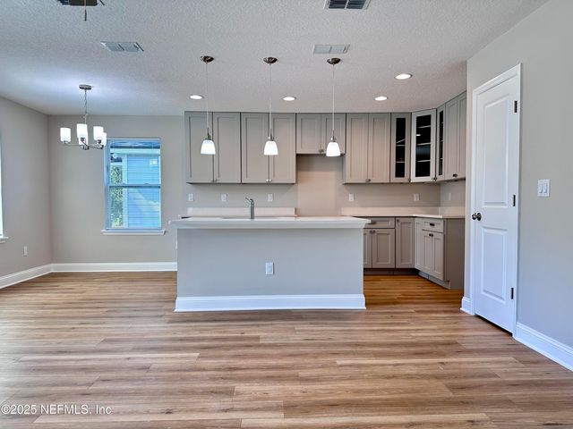 3684 OWEN Avenue, Jacksonville, FL 32208
