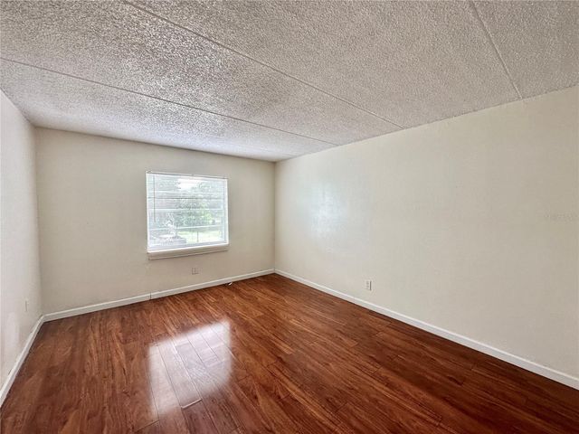 2830 SOMERSET PARK DRIVE 201, Tampa, FL 33613