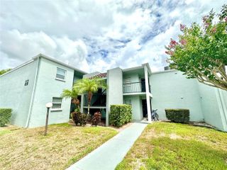 2830 SOMERSET PARK DRIVE 201, Tampa, FL 33613
