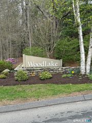 14 Heather Court 14, Woodbury, CT 06798