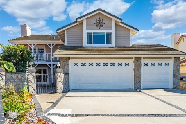 13850 Bruyere Court, San Diego, CA 92129