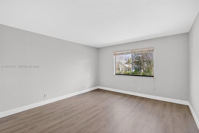 16541 Blatt Blvd 205, Weston, FL 33326