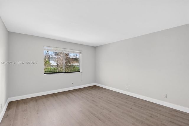 16541 Blatt Blvd 205, Weston, FL 33326