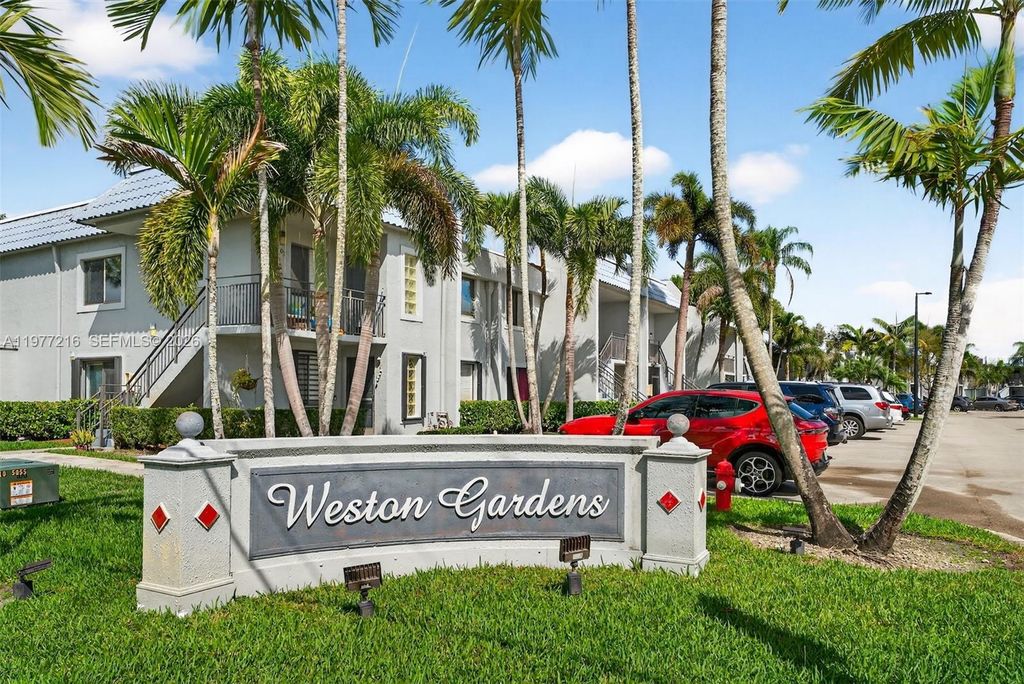 16541 Blatt Blvd 205, Weston, FL 33326