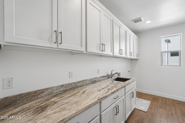 7299 W OBERLIN Way, Peoria, AZ 85383