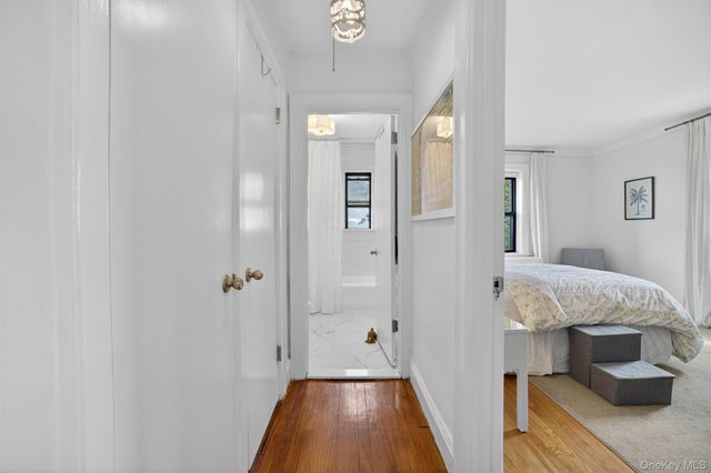 412 Munro Avenue 4F, Mamaroneck, NY 10543