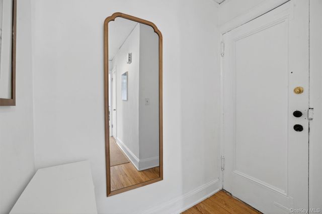 412 Munro Avenue 4F, Mamaroneck, NY 10543