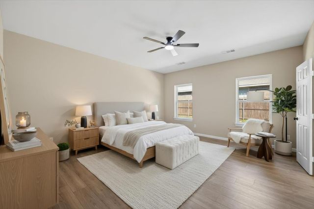 2222 Water Crest Lane, Glenn Heights, TX 75154