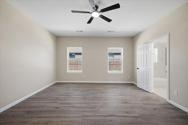 2222 Water Crest Lane, Glenn Heights, TX 75154