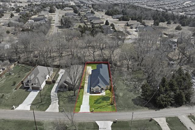 2222 Water Crest Lane, Glenn Heights, TX 75154
