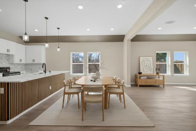 2222 Water Crest Lane, Glenn Heights, TX 75154