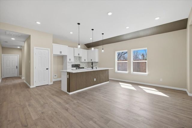 2222 Water Crest Lane, Glenn Heights, TX 75154