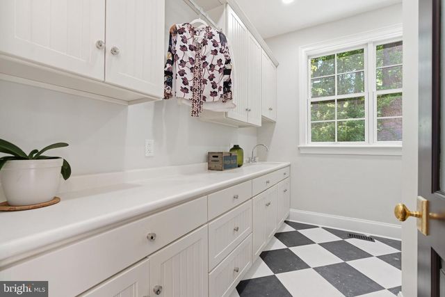 959 GARRETT MILL RD, Newtown Square, PA 19073