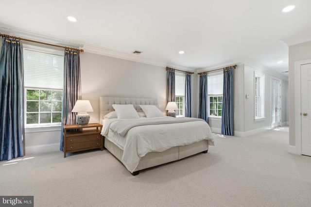 959 GARRETT MILL RD, Newtown Square, PA 19073