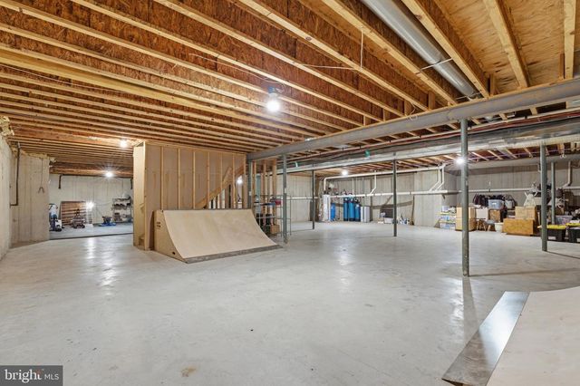 959 GARRETT MILL RD, Newtown Square, PA 19073