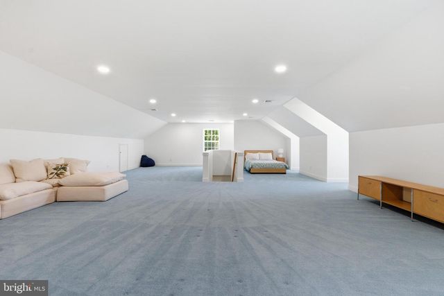 959 GARRETT MILL RD, Newtown Square, PA 19073