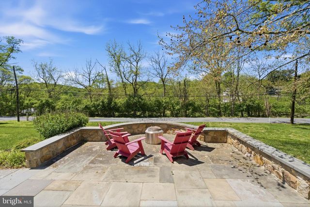 959 GARRETT MILL RD, Newtown Square, PA 19073