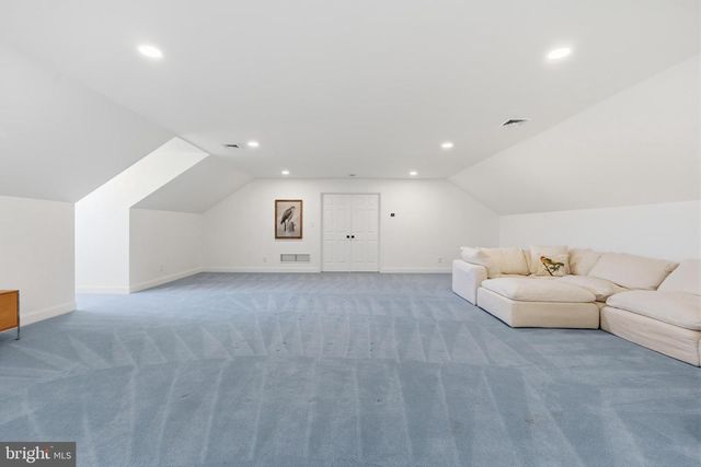 959 GARRETT MILL RD, Newtown Square, PA 19073