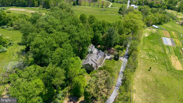 959 GARRETT MILL RD, Newtown Square, PA 19073